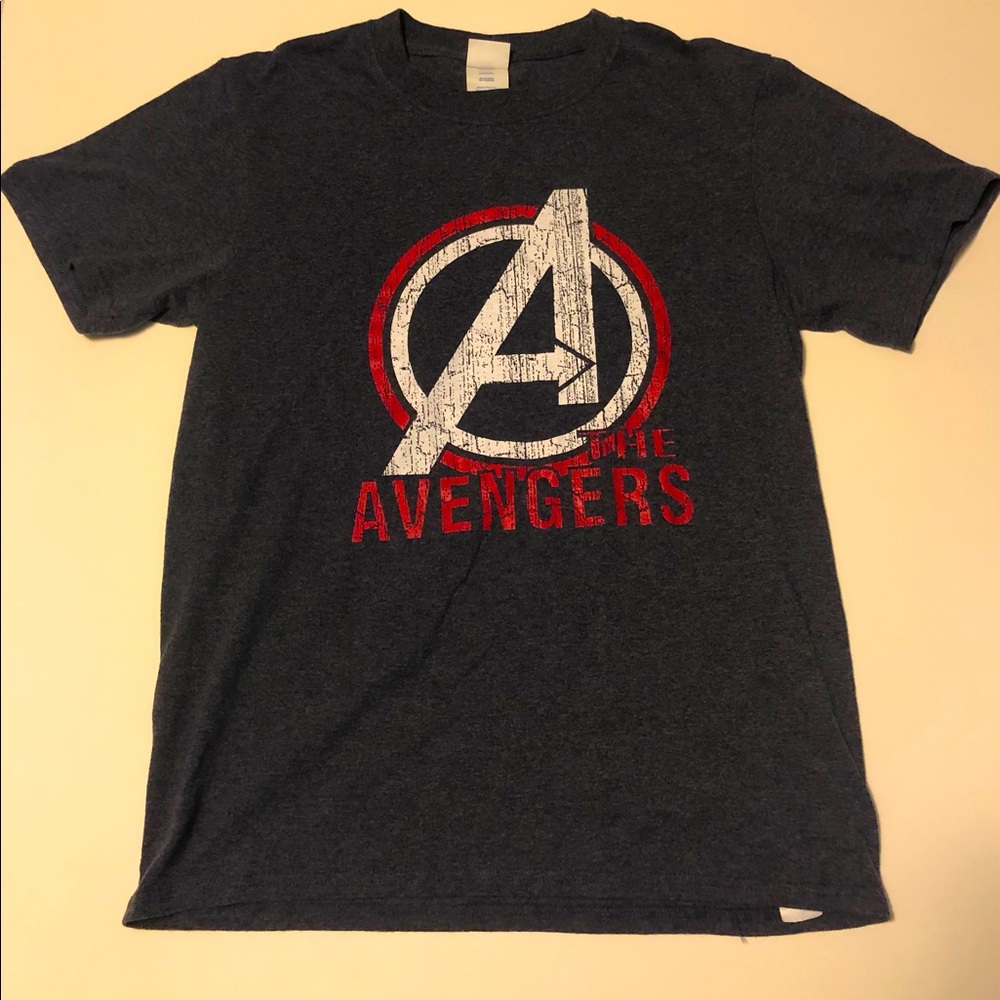⭐️⭐️Boys Avenger TShirt- Size XL⭐️⭐️